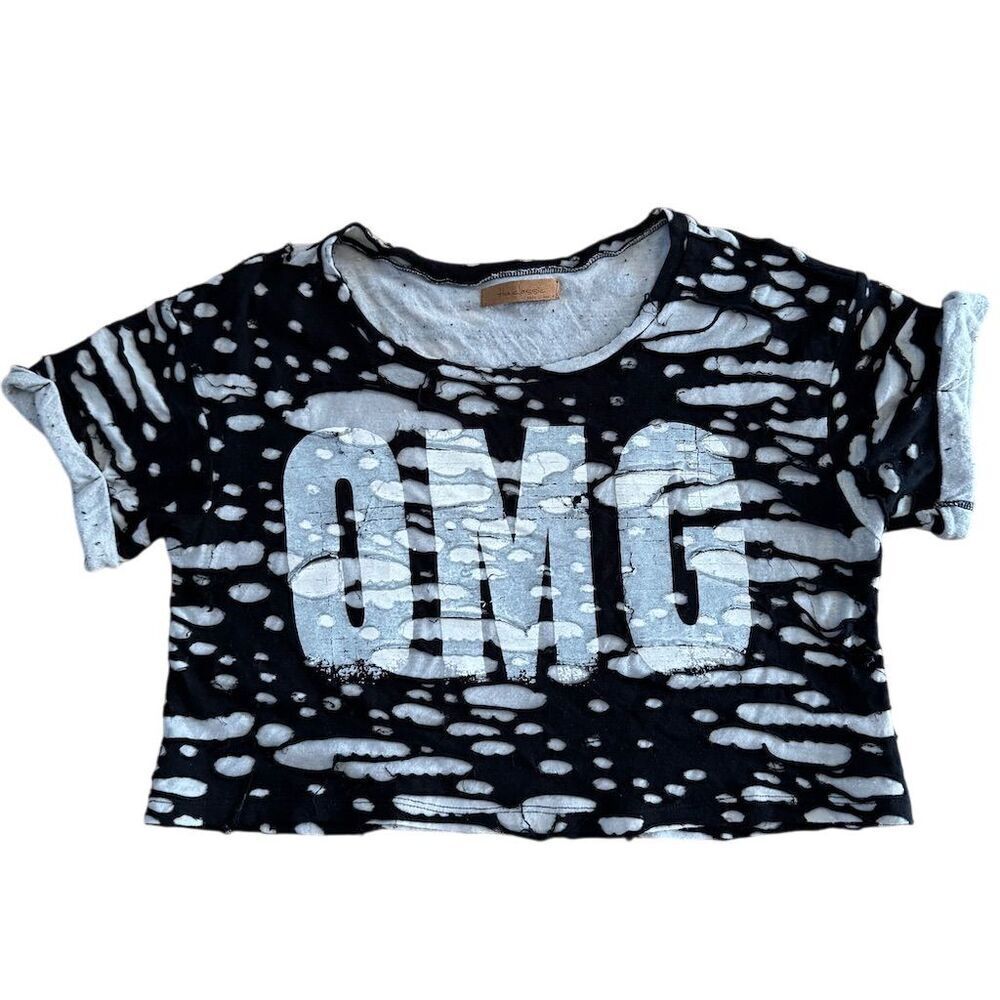 The Classic Graphic "OMG" Cut Out Crop Top Size Medium